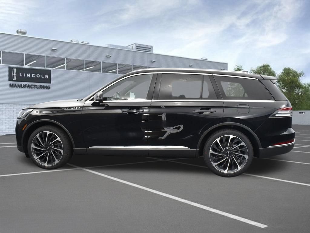 New 2026 Lincoln Aviator Reserve AWD/4WD image 2
