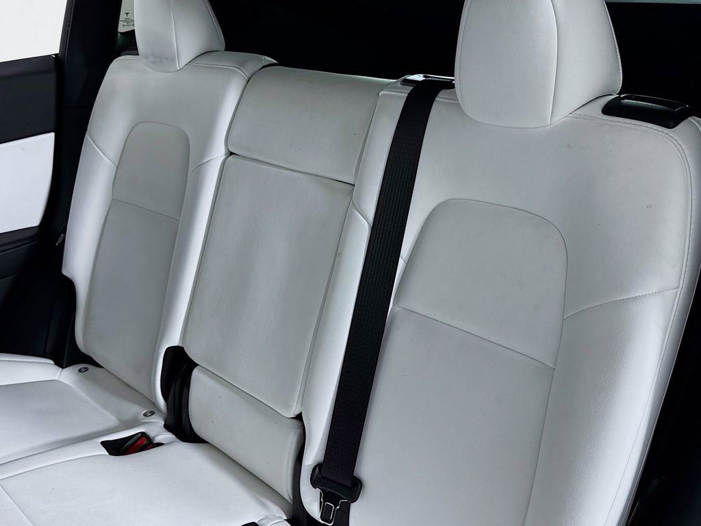 Used 2021 Tesla Model Y Performance image 11