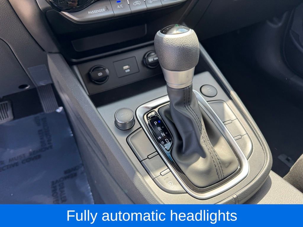 Used 2023 Hyundai Kona SEL image 15