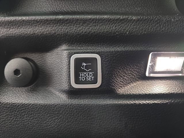 Used 2022 Jeep Grand Cherokee L Limited AWD/4WD image 44