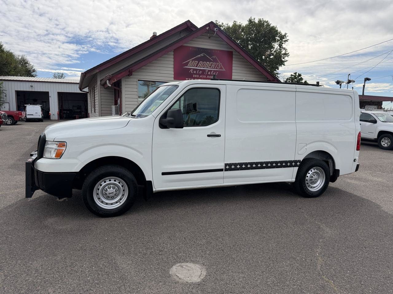 Used 2020 Nissan NV 1500 S RWD image 4