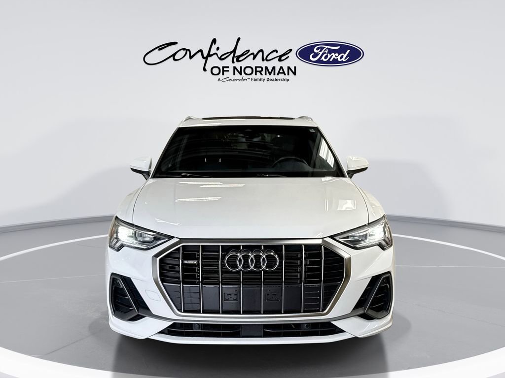 Used 2025 Audi Q3 2.0T Premium image 2
