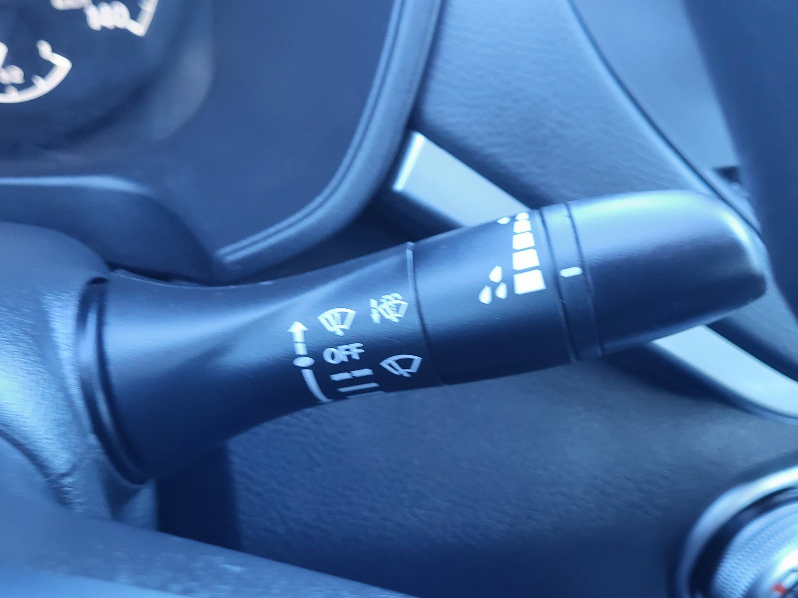 Used 2025 Nissan Altima 2.5 S image 34