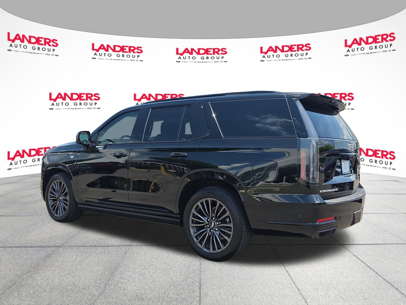 Used 2026 Cadillac Escalade Platinum Sport w/ LPO, Floor Liner Package AWD/4WD image 5