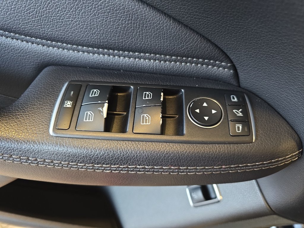 Used 2017 Mercedes-Benz GLE 350 image 31