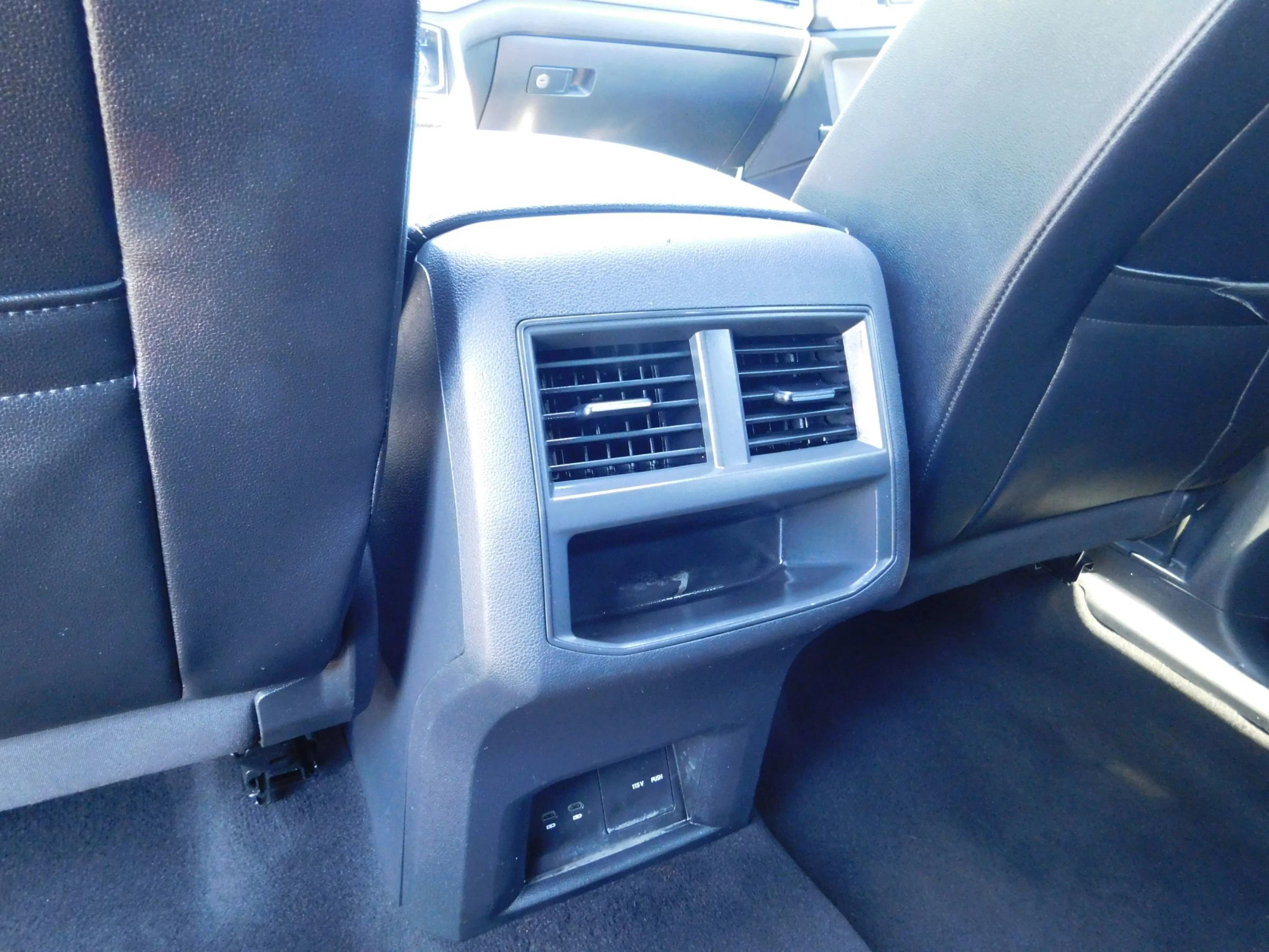 Used 2021 Volkswagen Atlas Cross Sport SEL AWD/4WD image 12