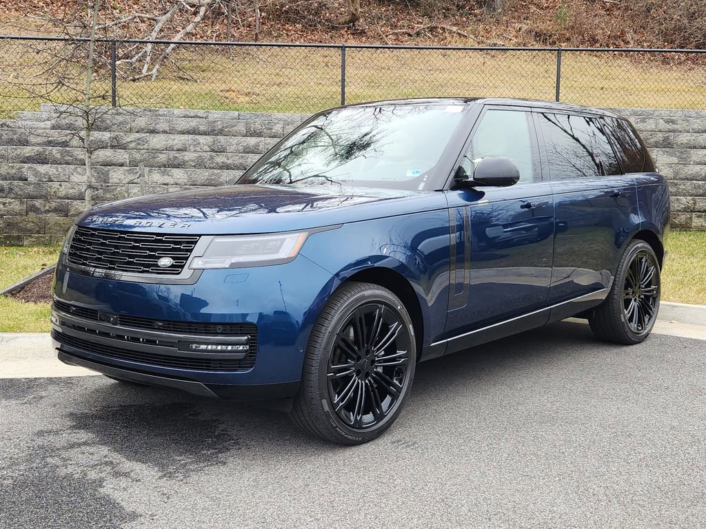 New 2026 Land Rover Range Rover Long Wheelbase SE