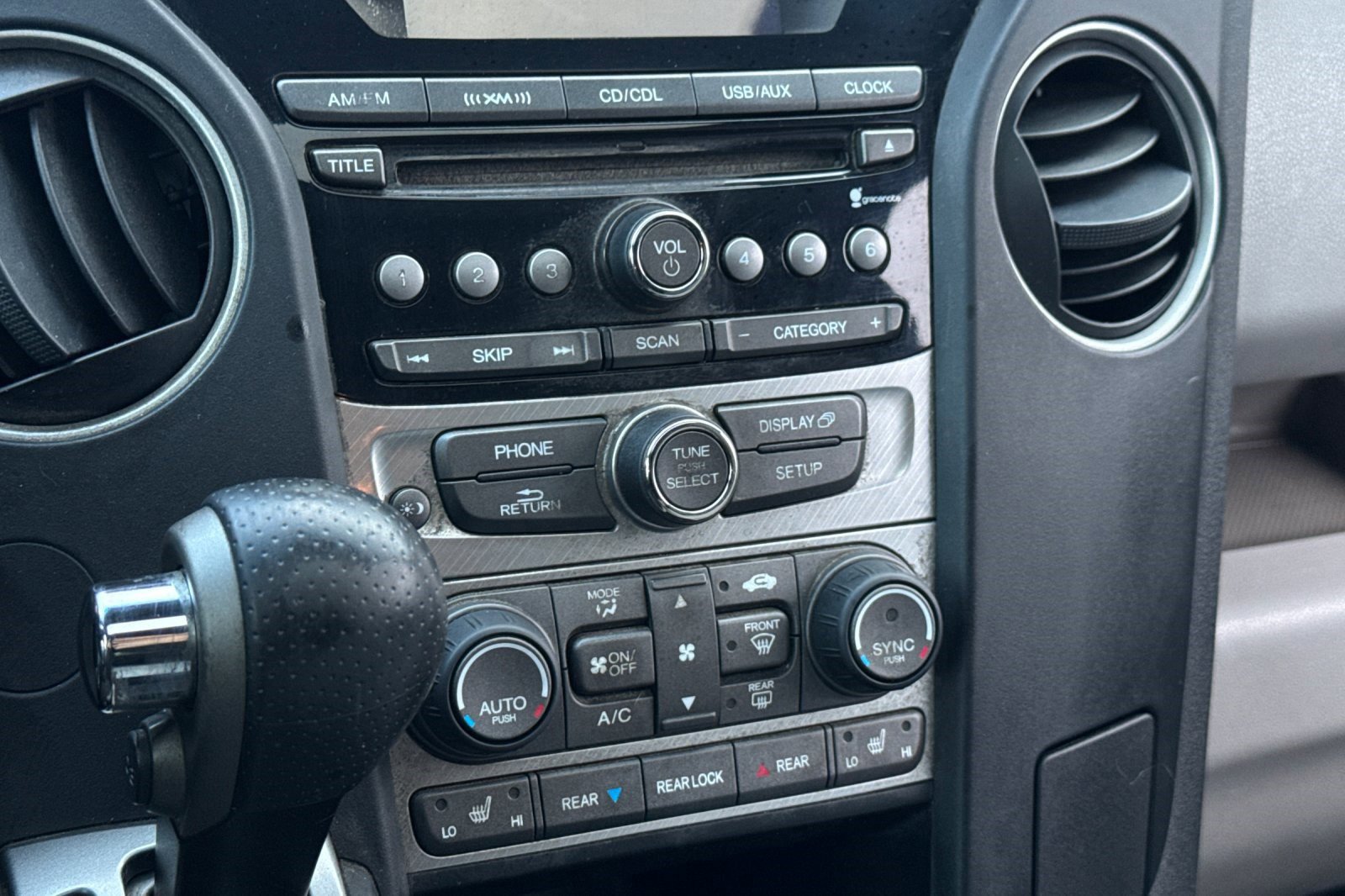 Used 2012 Honda Pilot EX-L image 16