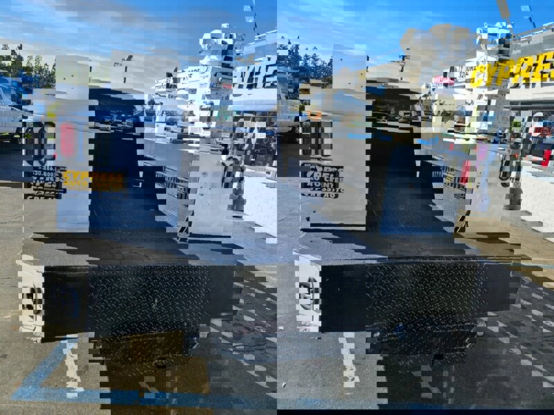 Used 2014 Ford F450 XL w/ Power Equipment Group image 6