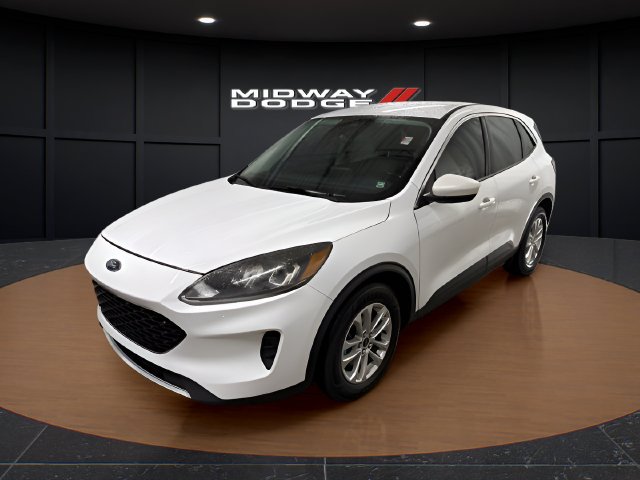 Used 2021 Ford Escape SE w/ Cold Weather Package FWD image 2