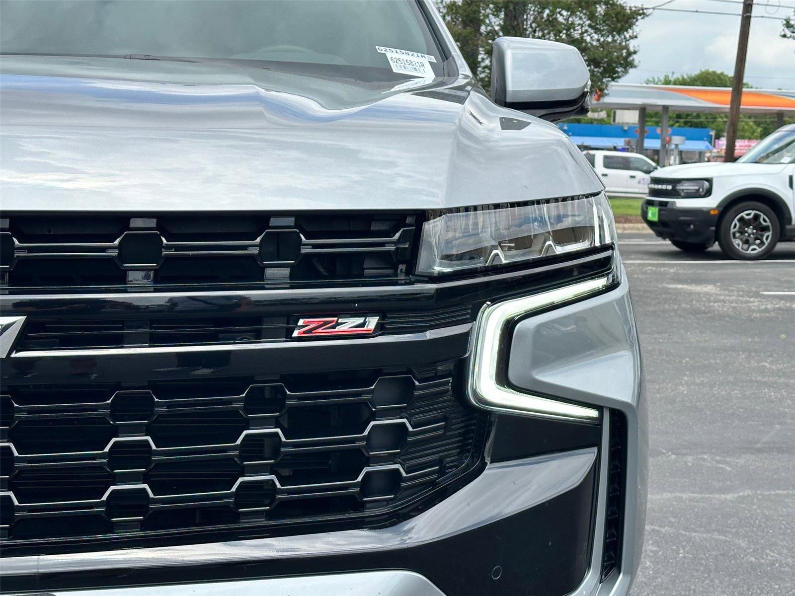 Used 2024 Chevrolet Tahoe Z71 w/ Luxury Package image 8