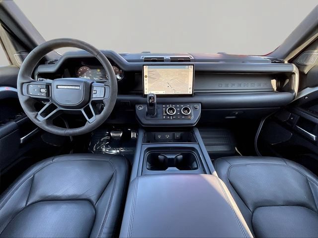 Used 2023 Land Rover Defender 110 V8 AWD/4WD image 9