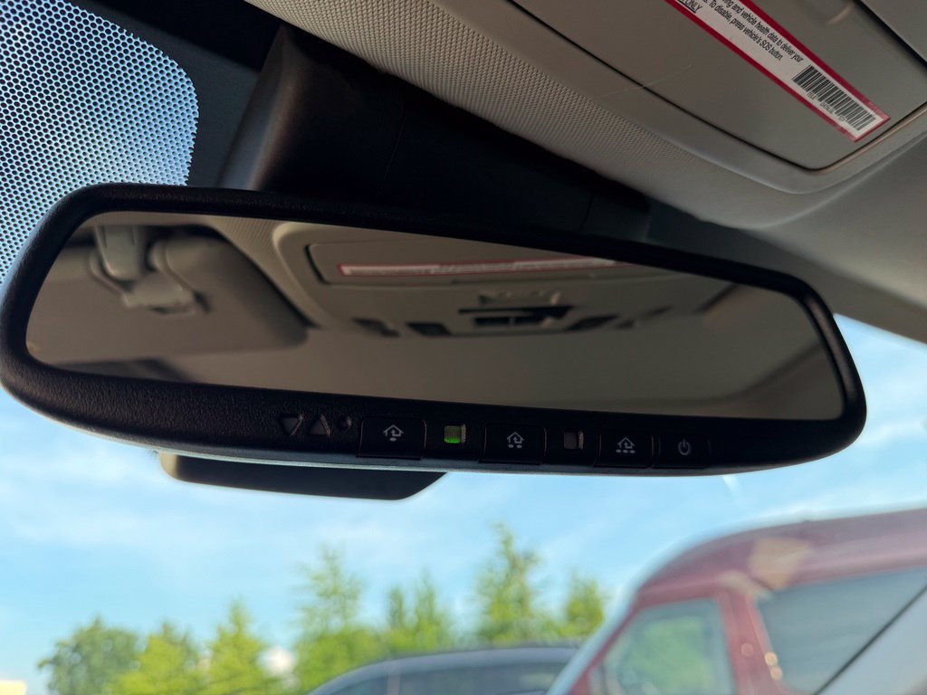 Used 2023 Toyota Sienna XLE w/ XLE Plus Package FWD image 21