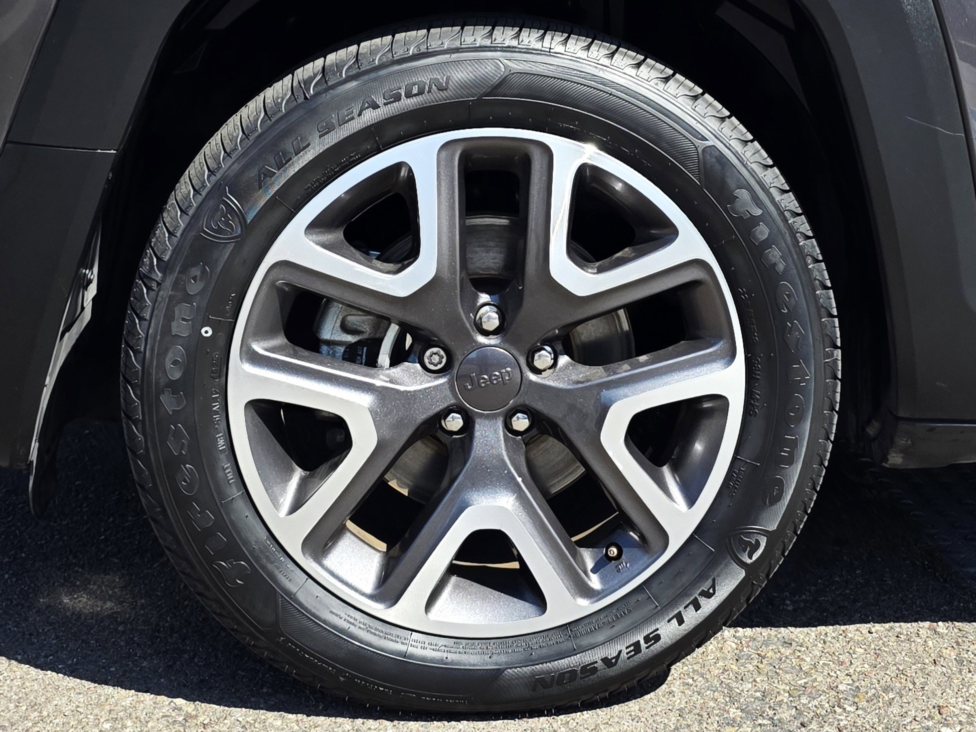 Used 2018 Jeep Renegade Latitude w/ Advanced Technology Group image 9