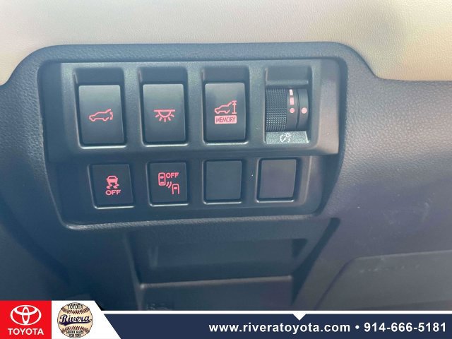 Used 2021 Subaru Ascent Limited AWD/4WD image 23