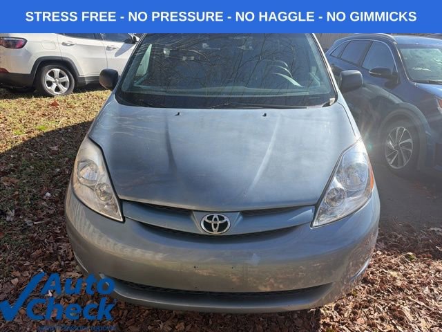 Used 2008 Toyota Sienna FWD image 2