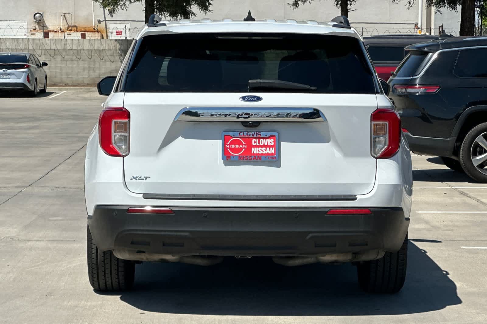 Used 2021 Ford Explorer XLT RWD image 8