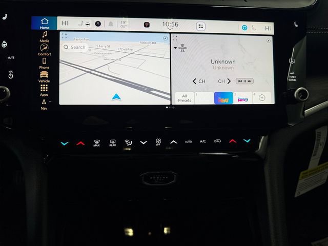 Used 2026 Jeep Grand Cherokee Altitude image 3