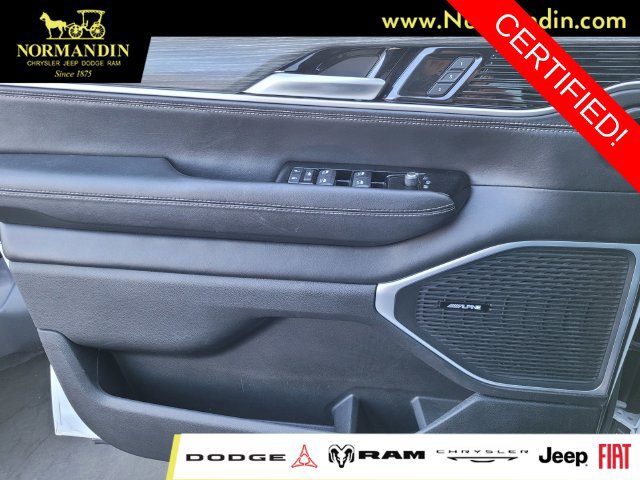 Certified 2024 Jeep Wagoneer Series II w/ Flexible Seating Group RWD image 14