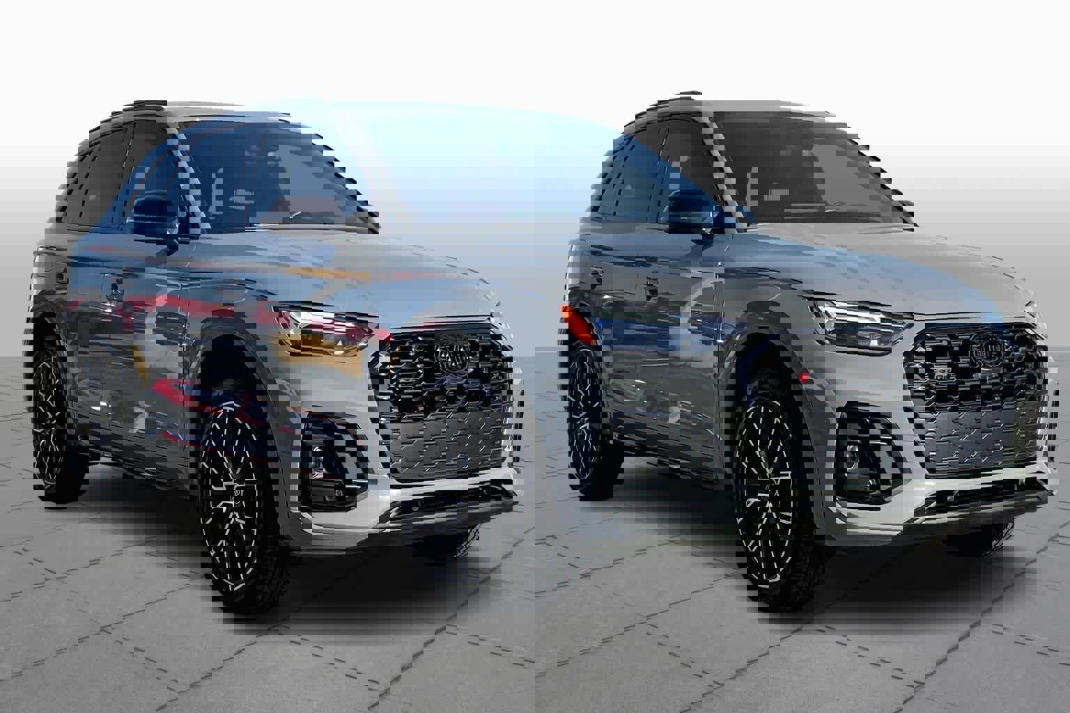 Used 2021 Audi SQ5 Premium Plus w/ Premium Plus Package image 3