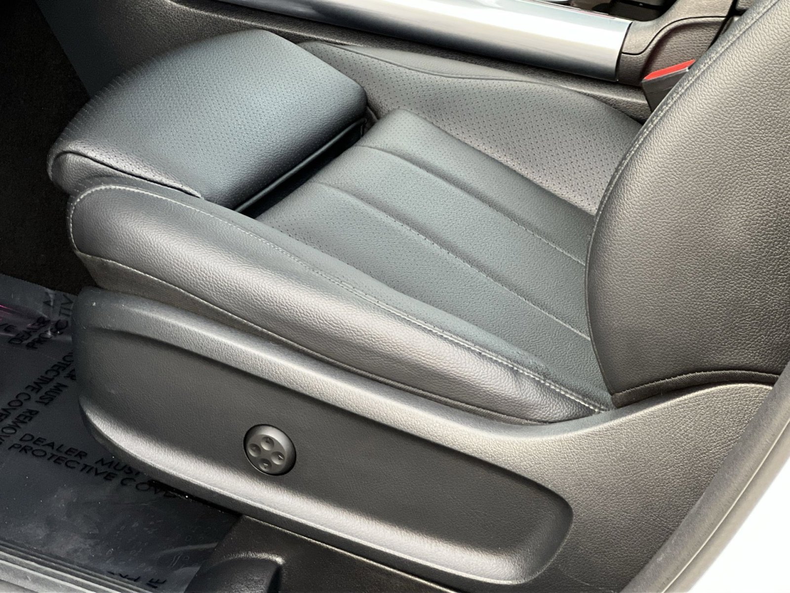 Certified 2022 Mercedes-Benz GLA 250 4MATIC image 12