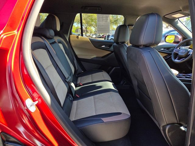 Used 2025 Chevrolet Equinox ACTIV w/ Safety and Technology Package image 26