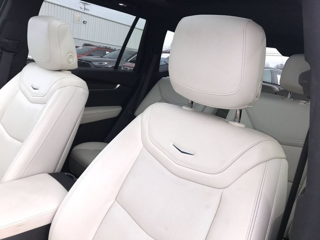 Used 2023 Cadillac XT6 Sport AWD/4WD image 11