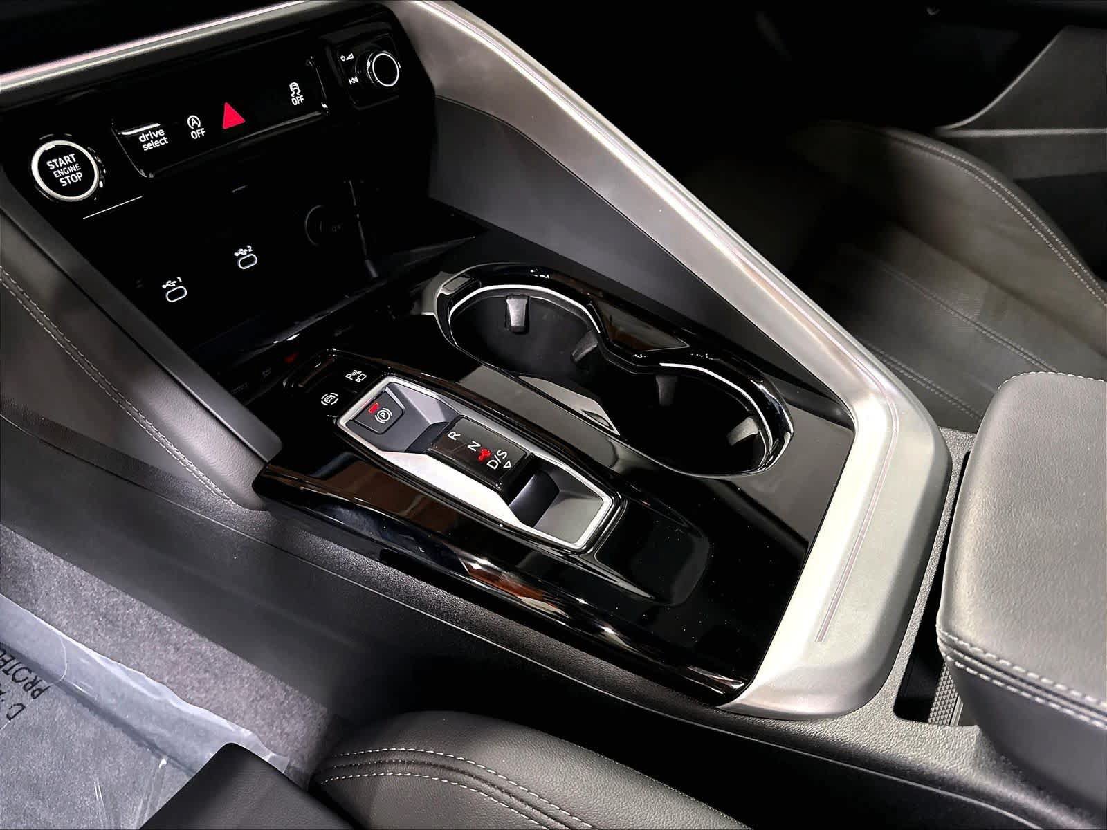 Certified 2025 Audi Q5 Prestige AWD/4WD image 18
