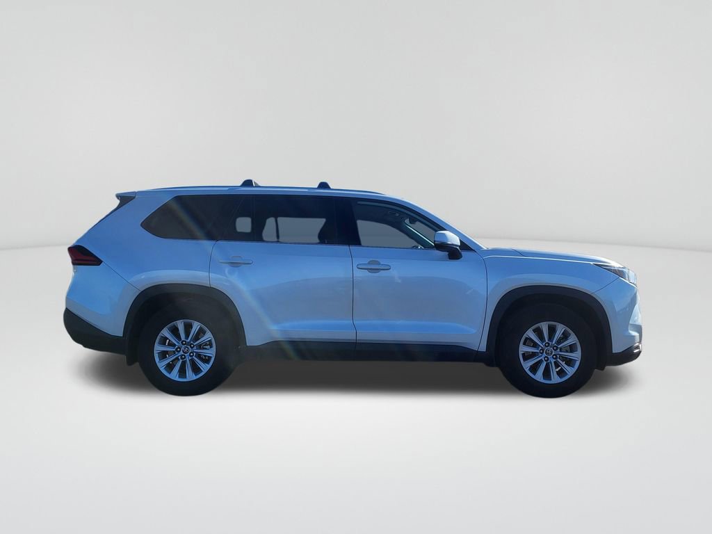 Used 2024 Toyota Grand Highlander XLE image 8