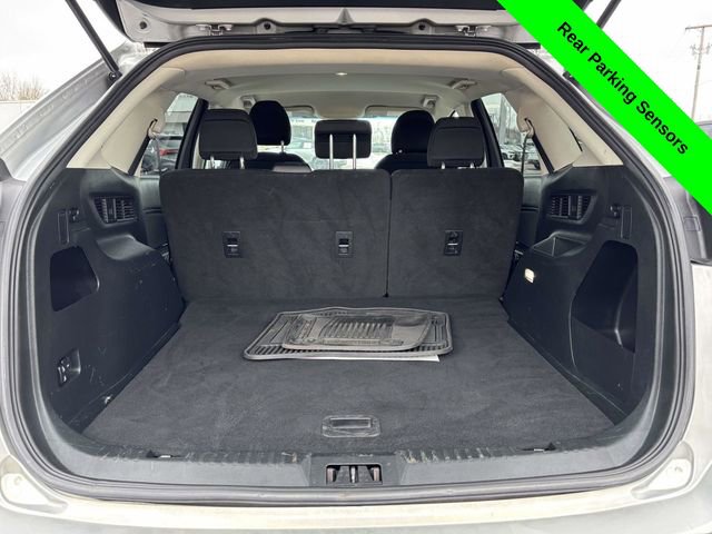 Used 2018 Ford Edge SEL image 34