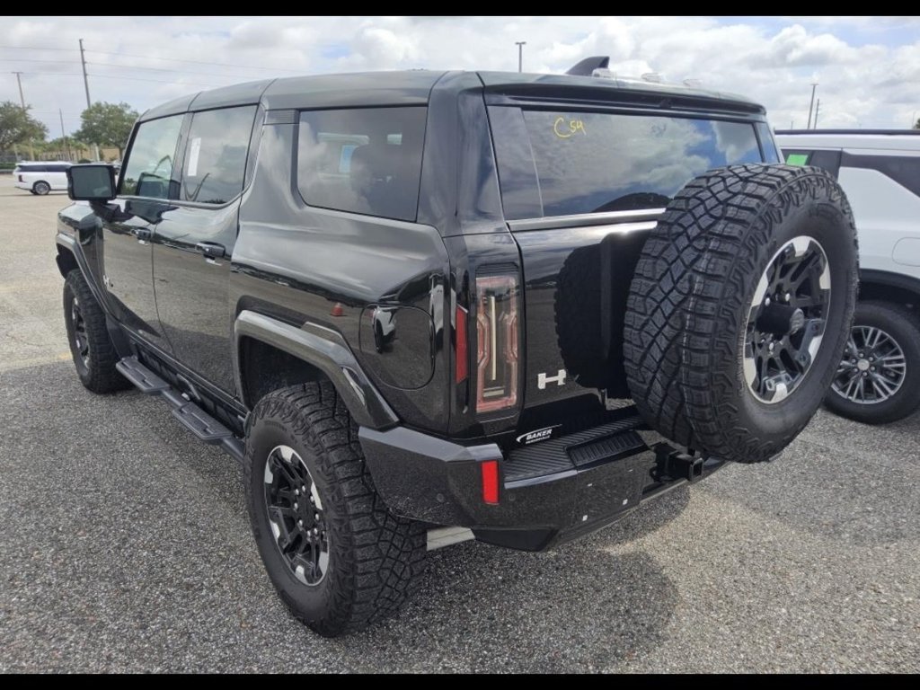 Used 2024 GMC Hummer EV 2X w/ Extreme Off-Road Package AWD/4WD image 4