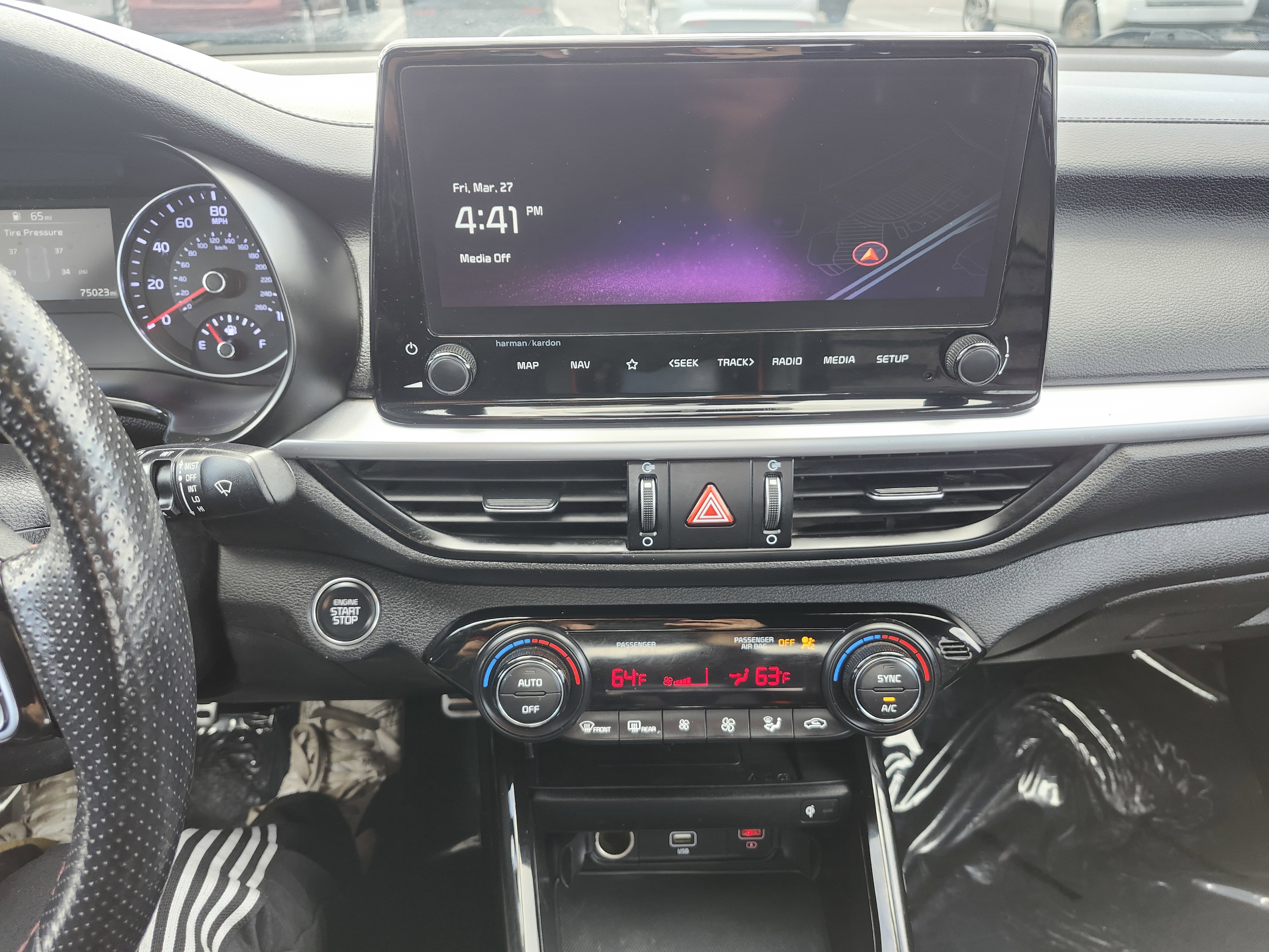 Used 2023 Kia Forte GT image 33