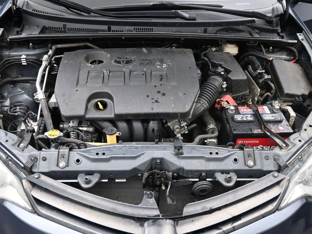 Used 2014 Toyota Corolla LE image 19