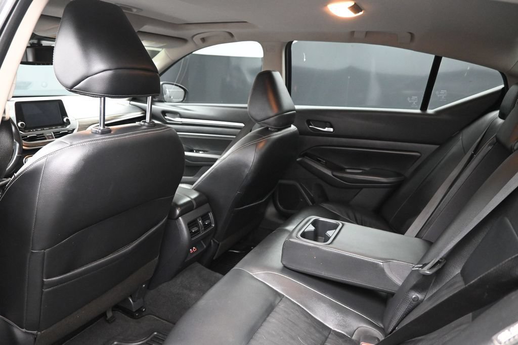 Used 2020 Nissan Altima 2.5 SL FWD image 26