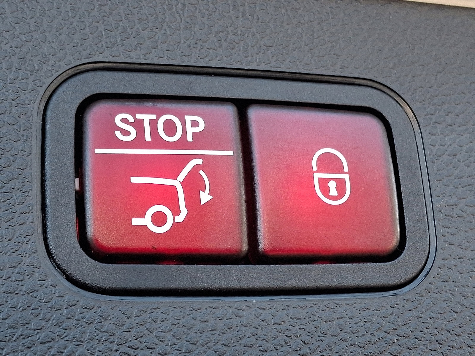 Certified 2022 Mercedes-Benz GLC 300 4MATIC image 31