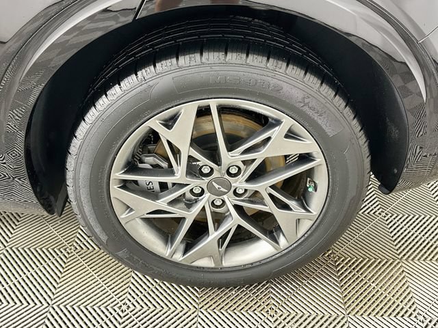 Used 2024 Genesis GV70 2.5T w/ Select Package AWD/4WD image 22