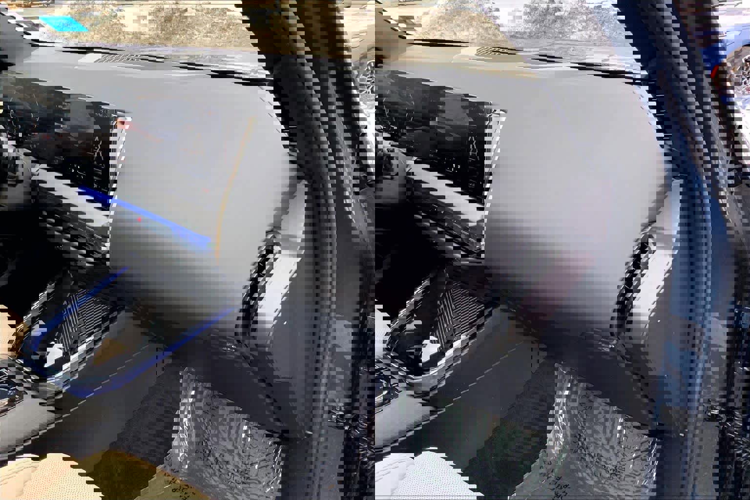 Certified 2025 BMW X3 xDrive30i w/ Convenience Package image 18