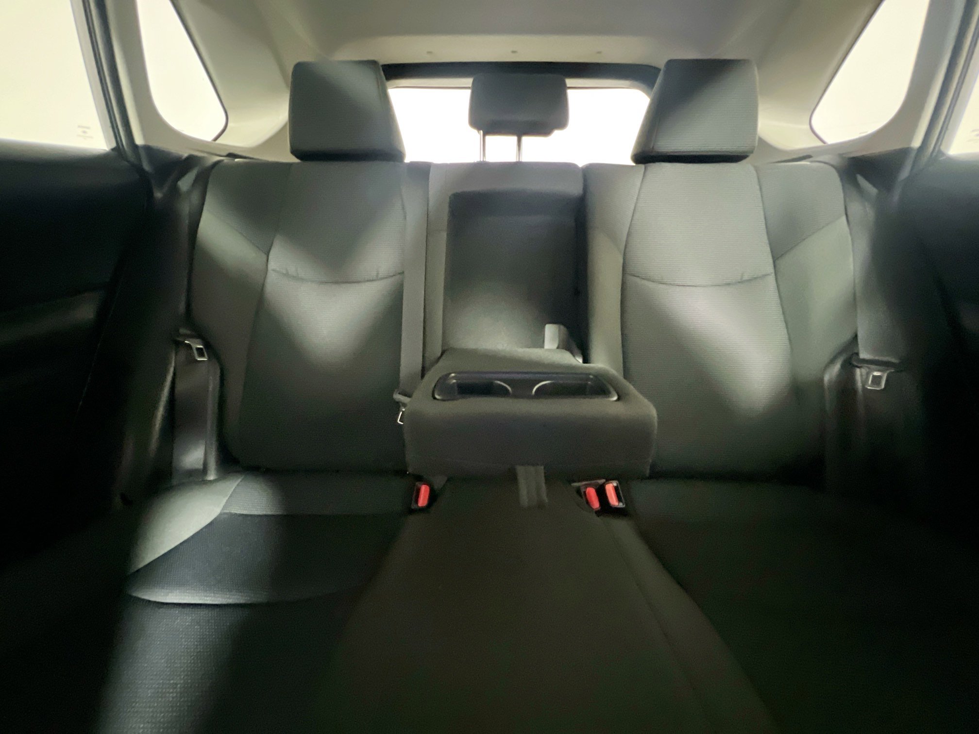 Used 2025 Toyota RAV4 LE image 32