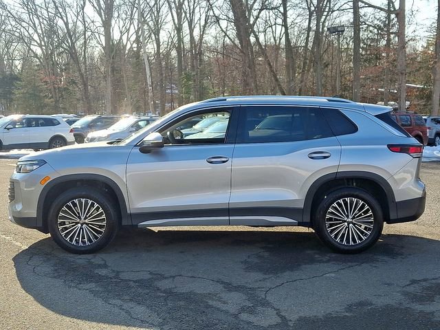 Certified 2025 Volkswagen Tiguan S w/ 18" Wheel Package AWD/4WD image 6
