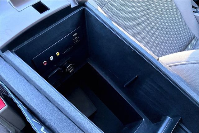 Used 2011 Ford Edge SEL w/ 201A Rapid Spec Order Code FWD image 15