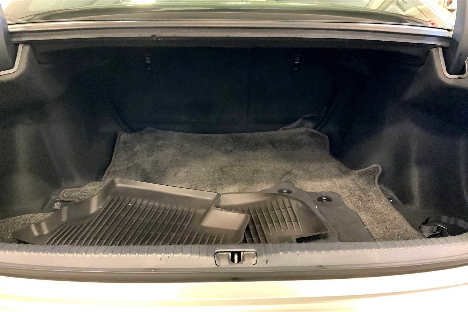 Used 2022 Lexus RC 300 w/ Navigation Package image 35