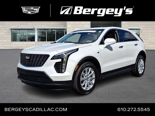 Certified 2022 Cadillac XT4 Luxury w/ Cold Weather Package