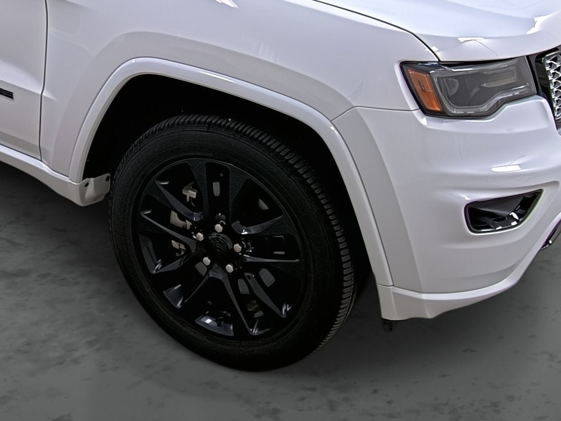 Used 2021 Jeep Grand Cherokee Laredo X AWD/4WD image 14