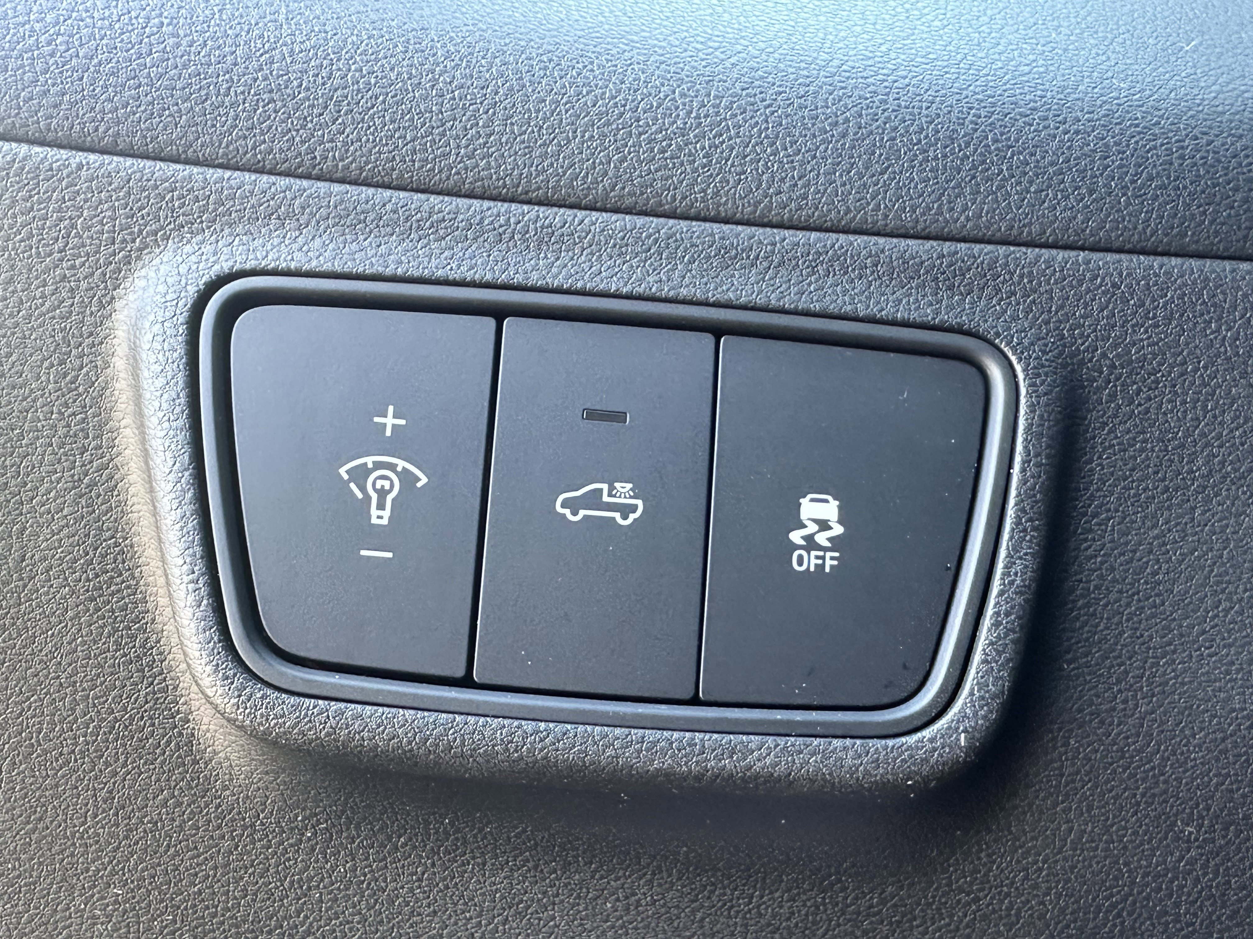 Used 2024 Hyundai Santa Cruz SEL FWD image 32