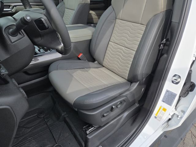 New 2025 Chevrolet Silverado 2500 ZR2 w/ Technology Package image 33