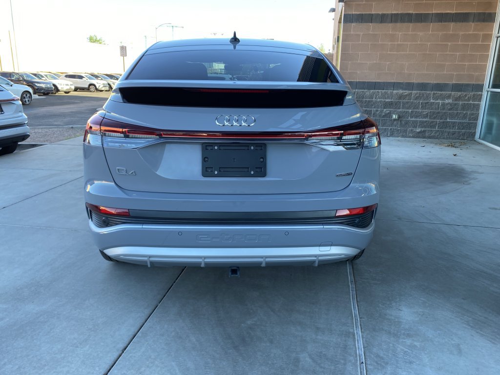 Used 2023 Audi Q4 e-tron Prestige image 4