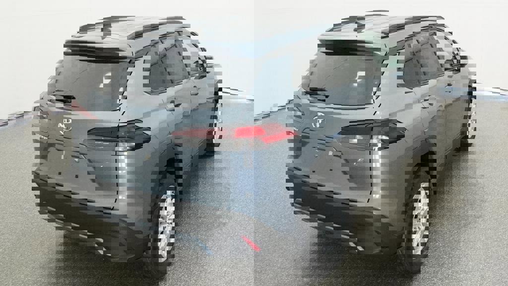 New 2026 Toyota Corolla Cross LE FWD image 4