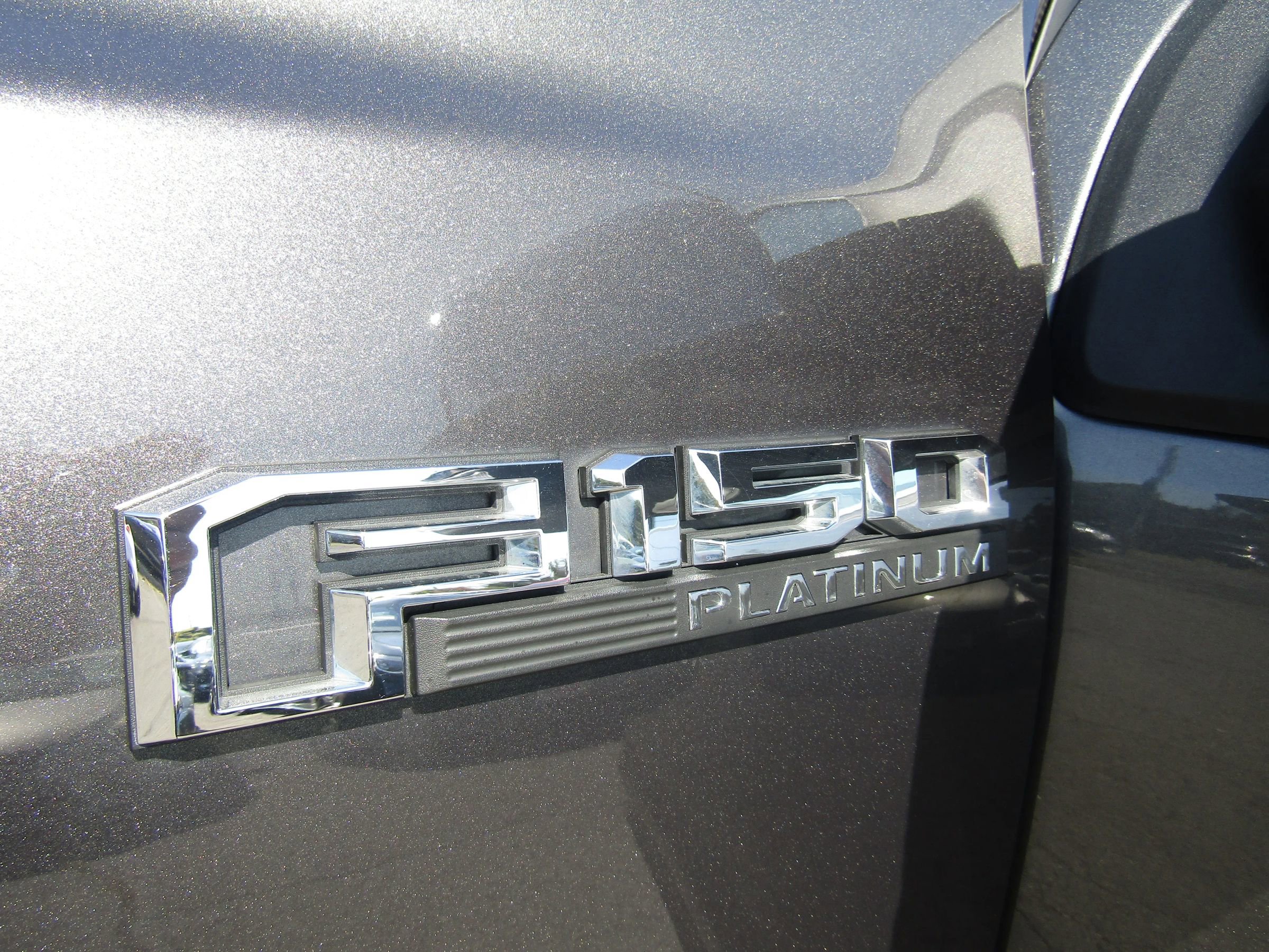 Used 2015 Ford F150 Platinum w/ Technology Package image 19