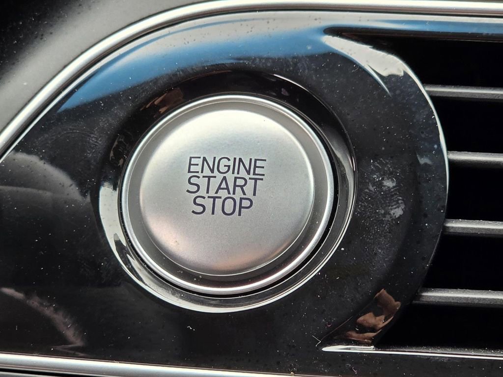 Used 2021 Genesis G70 2.0T w/ Prestige Package image 26