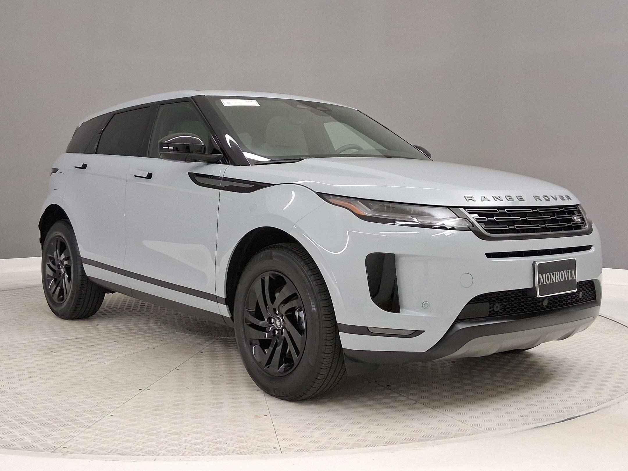 Used 2026 Land Rover Range Rover Evoque S AWD/4WD image 7